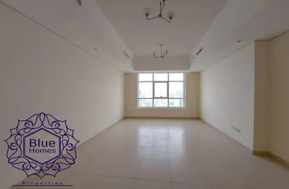 Apartment - 3 Bedrooms - 4 Bathrooms for rent in Al Mamzar Tower - Al Mamzar - Sharjah - Sharjah
