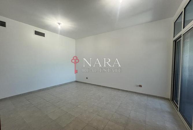 Rent in Al Mina Tower: Stunning Unit | Great Location | Sea View ...