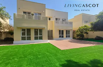 Villa - 5 Bedrooms - 4 Bathrooms for rent in Meadows 4 - Meadows - Dubai