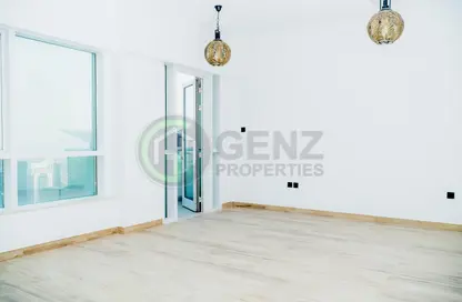 Apartment - 3 Bedrooms - 3 Bathrooms for sale in Marina Pinnacle - Dubai Marina - Dubai