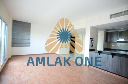 Apartment - 2 Bedrooms - 3 Bathrooms for sale in Tower 16 - Al Reef Downtown - Al Reef - Abu Dhabi