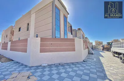 Villa - 4 Bedrooms - 6 Bathrooms for sale in Al Yasmeen 1 - Al Yasmeen - Ajman