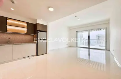 Apartment - 1 Bedroom - 1 Bathroom for rent in Grand Bleu Tower 1 - EMAAR Beachfront - Dubai Harbour - Dubai