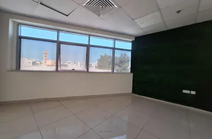 Office Space - Studio - 1 Bathroom for rent in Al Bakhit Centre - Al Khabisi - Deira - Dubai