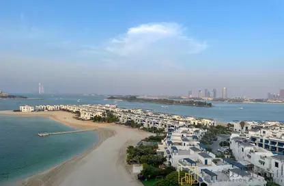 Apartment - 2 Bedrooms - 4 Bathrooms for sale in Al Haseer - Shoreline Apartments - Palm Jumeirah - Dubai