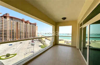 Apartment - 2 Bedrooms - 3 Bathrooms for rent in Al Das - Shoreline Apartments - Palm Jumeirah - Dubai