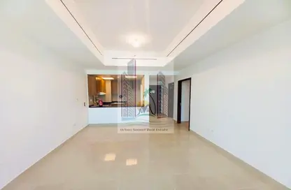 Apartment - 2 Bedrooms - 2 Bathrooms for rent in Sama Tower - Electra Street - Abu Dhabi