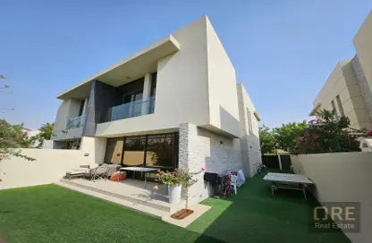 Townhouse - 3 Bedrooms - 3 Bathrooms for sale in Whitefield 1 - Whitefield - DAMAC Hills - Dubai