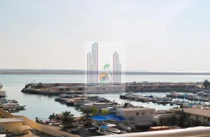 Apartment - 2 Bedrooms - 3 Bathrooms for rent in Bloom Marina - Al Bateen - Abu Dhabi