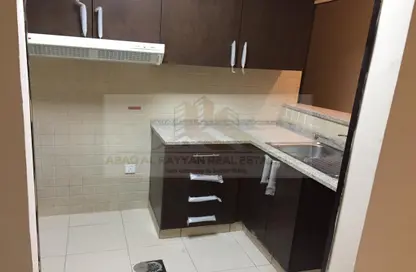 Apartment - 2 Bedrooms - 3 Bathrooms for sale in Mazaya 29 - Queue Point - Dubai Land - Dubai