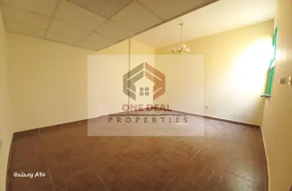 Apartment - 2 Bedrooms - 2 Bathrooms for rent in Al Jimi - Al Ain