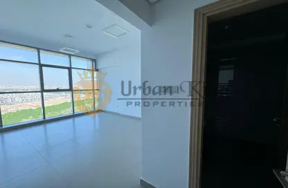 Apartment - 1 Bedroom - 2 Bathrooms for rent in Paradise View 2 - Majan - Dubai