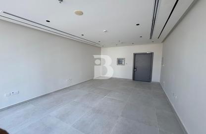 Office Space - Studio for rent in Tamani Art Tower - Business Bay - Dubai