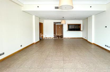 Apartment - 1 Bedroom - 2 Bathrooms for rent in Al Haseer - Shoreline Apartments - Palm Jumeirah - Dubai