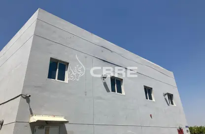 Warehouse - Studio - 1 Bathroom for sale in Dubai Investment Park (DIP) - Dubai