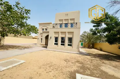 Villa - 3 Bedrooms - 4 Bathrooms for rent in Villas Area - Oud Al Muteena - Dubai