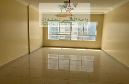 Apartment - 2 Bedrooms - 3 Bathrooms for rent in Al Mamzar Tower - Al Mamzar - Sharjah - Sharjah