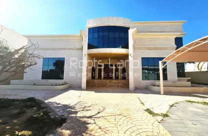 Villa - 5 Bedrooms for rent in Al Warqa'a 2 - Al Warqa'a - Dubai