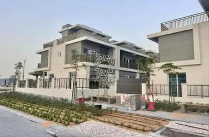 Townhouse - 3 Bedrooms - 3 Bathrooms for sale in Victoria 2 - Damac Hills 2 - Dubai