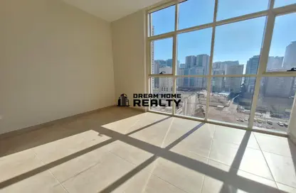 Apartment - 2 Bedrooms - 3 Bathrooms for rent in Al Nahda Complex - Al Nahda - Sharjah