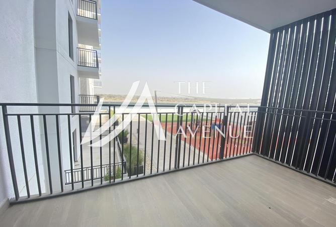 Apartment - Studio - 1 Bathroom for rent in Waters Edge - Yas Island - Abu Dhabi