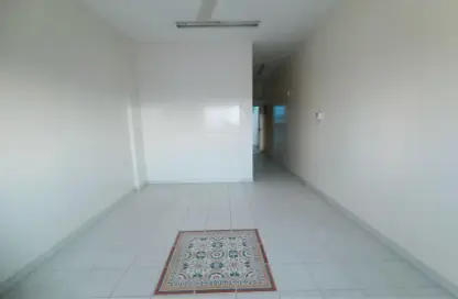 Apartment - 1 Bathroom for rent in Industrial Area 10 - Sharjah Industrial Area - Sharjah