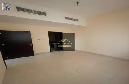 Apartment - 2 Bedrooms - 2 Bathrooms for rent in Al Jurf 2 - Al Jurf - Ajman Downtown - Ajman