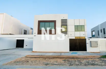 Villa - 5 Bedrooms for sale in Alreeman - Al Shamkha - Abu Dhabi