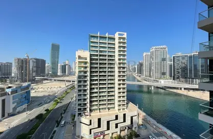 Apartment - 1 Bedroom - 1 Bathroom for rent in Mayfair Tower - Business Bay - Dubai