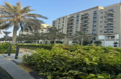 Apartment - 5 Bedrooms - 5 Bathrooms for sale in Azure Beach Residence - Maryam Beach Residence - Maryam Island - Sharjah