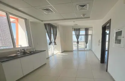 Apartment - 1 Bedroom - 2 Bathrooms for rent in Binghatti Gateway - Al Jaddaf - Dubai