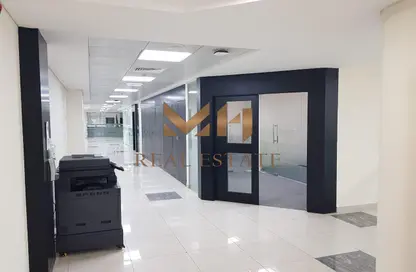 Office Space - Studio - 1 Bathroom for rent in Ministries Complex - Khalifa Park - Eastern Road - Abu Dhabi