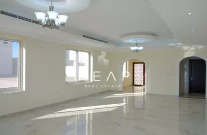 Villa - 6 Bedrooms for rent in Nad Al Sheba 4 - Nad Al Sheba - Dubai