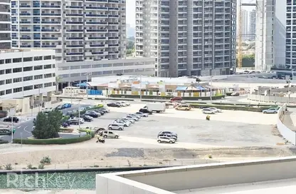 Apartment - 1 Bedroom - 2 Bathrooms for rent in Hera Tower - Dubai Sports City - Dubai