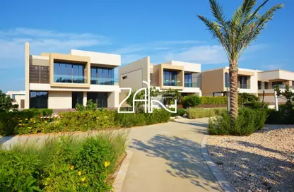 Villa - 5 Bedrooms - 7 Bathrooms for sale in HIDD Al Saadiyat - Saadiyat Island - Abu Dhabi