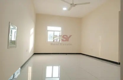 Apartment - 2 Bedrooms - 2 Bathrooms for rent in Al Jurf Industrial 3 - Al Jurf Industrial - Ajman