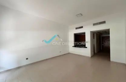 Apartment - Studio - 1 Bathroom for rent in Building 148 to Building 202 - Mogul Cluster - Discovery Gardens - Dubai