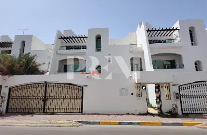Villa - 4 Bedrooms - 6 Bathrooms for rent in Al Karamah - Abu Dhabi