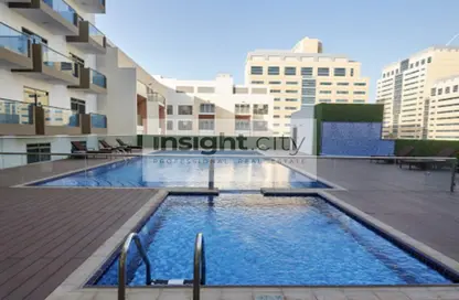 Apartment - 1 Bathroom for sale in Plazzo Heights - Jumeirah Village Circle - Dubai