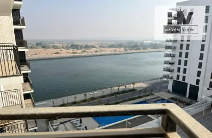 Apartment - 1 Bathroom for rent in Waters Edge - Yas Island - Abu Dhabi