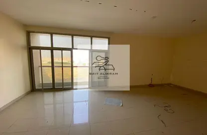 Apartment - 2 Bedrooms - 2 Bathrooms for rent in Al Musalla - Al Gharb - Sharjah