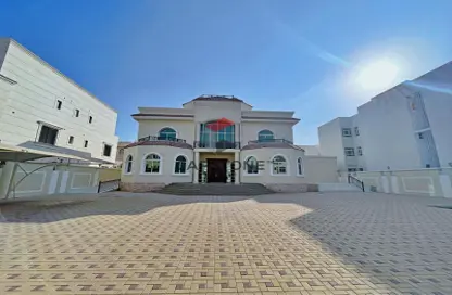 Villa - 7 Bedrooms - 7+ Bathrooms for rent in Al Mushrif Villas - Al Mushrif - Abu Dhabi