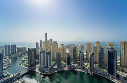 Apartment - 3 Bedrooms - 4 Bathrooms for sale in Vida Residences Dubai Marina - Dubai Marina - Dubai