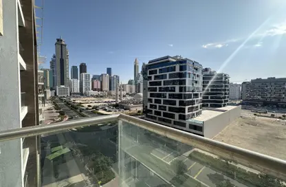 Apartment - 3 Bedrooms - 5 Bathrooms for rent in Sky Tower - Sheikh Zayed Road - Dubai