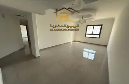 Apartment - 2 Bedrooms - 2 Bathrooms for rent in Al Jurf 2 - Al Jurf - Ajman Downtown - Ajman