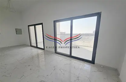 Apartment - 1 Bathroom for rent in Al Warsan 4 - Al Warsan - Dubai