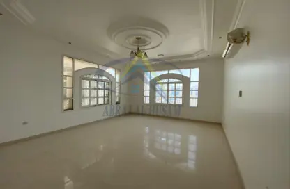 Compound - 5 Bedrooms - 7 Bathrooms for sale in Khalifa City A Villas - Khalifa City A - Khalifa City - Abu Dhabi