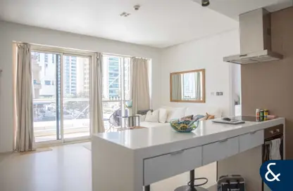 Apartment - 1 Bedroom - 2 Bathrooms for rent in West Avenue Tower - Dubai Marina - Dubai