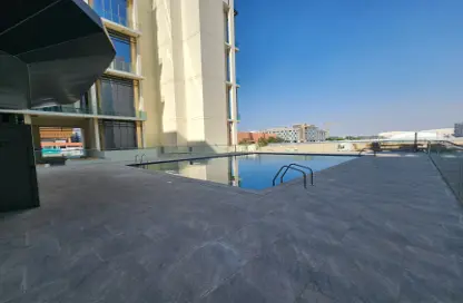 Apartment - 2 Bedrooms - 3 Bathrooms for sale in Oasis Residences - Masdar City - Abu Dhabi