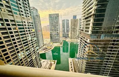 شقة - 2 غرف نوم - 3 حمامات للايجار في برج أيكون 1 - (JLT) مجمع M - أبراج بحيرة الجميرا - دبي
